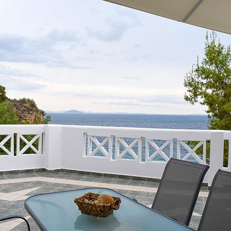 Muses Seaside Villas ปาราลีอออัสตรอช ภายนอก รูปภาพ