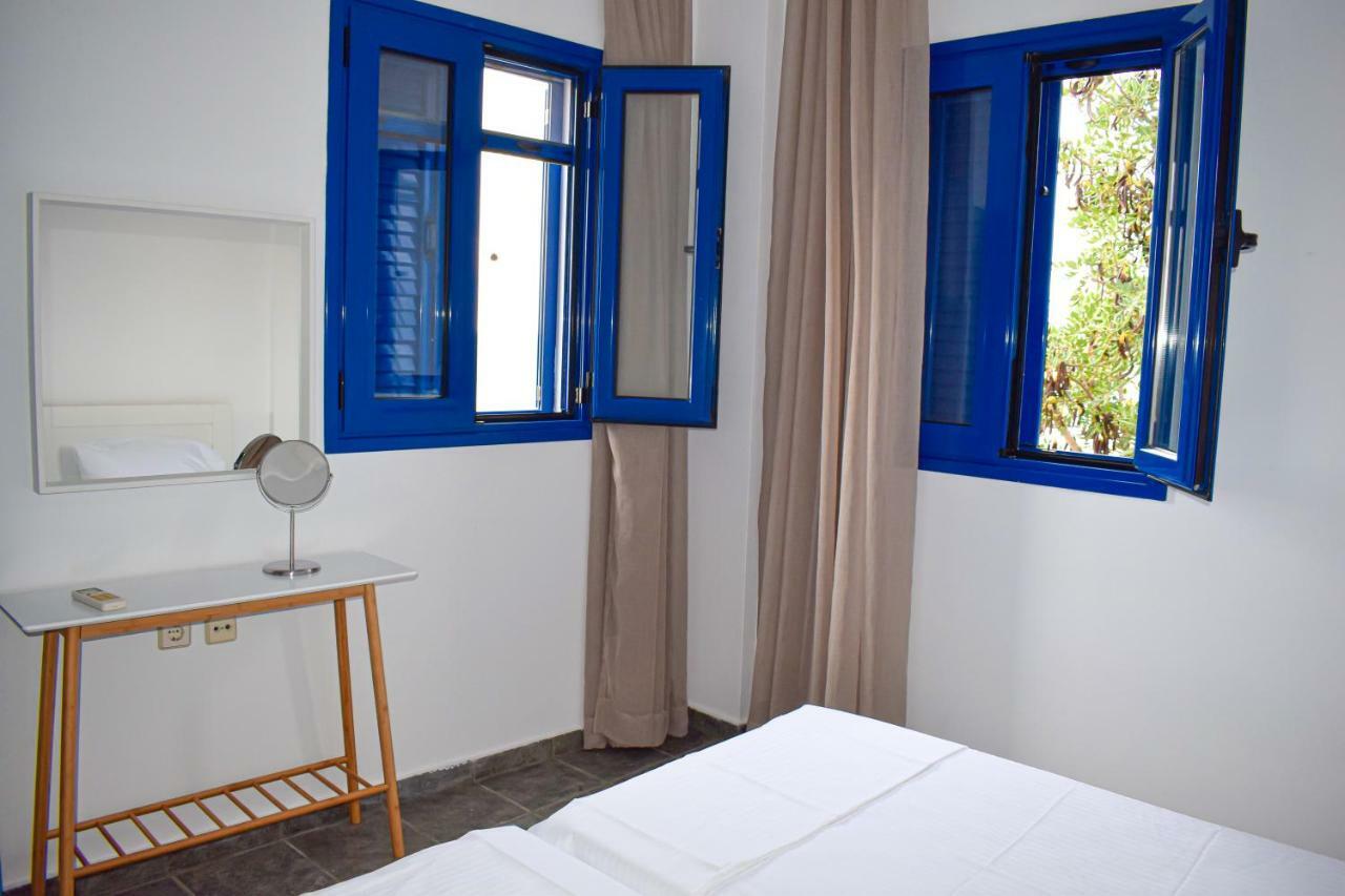 Muses Seaside Villas ปาราลีอออัสตรอช ภายนอก รูปภาพ